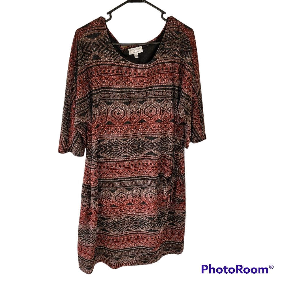 Signature by Robbie Bee red and brown wrap dress. Size XL.